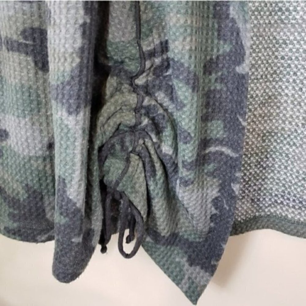 Color Thread Camo Waffle Open Front Cardigan Size Small - Picture 2 of 5